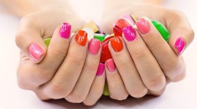 Le vernis semi permanent …