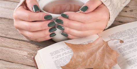 Quelle couleur tendance de vernis pour les ongles cet automne-hiver ?