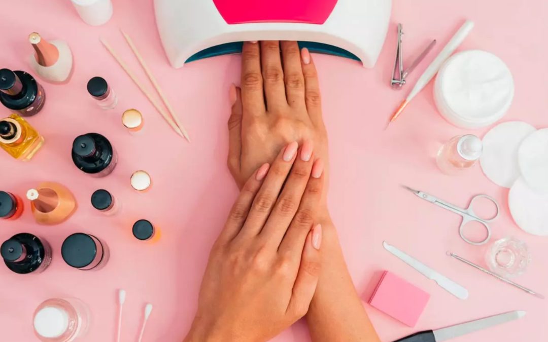 Ongles en gel : combien de temps peut-on les garder ?