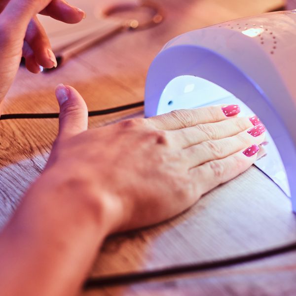 Vernis semi permanents et allergies : comment les éviter ?